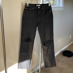 RE/DONE Denim Originals High Rise Loose in Washed Black With Rips.